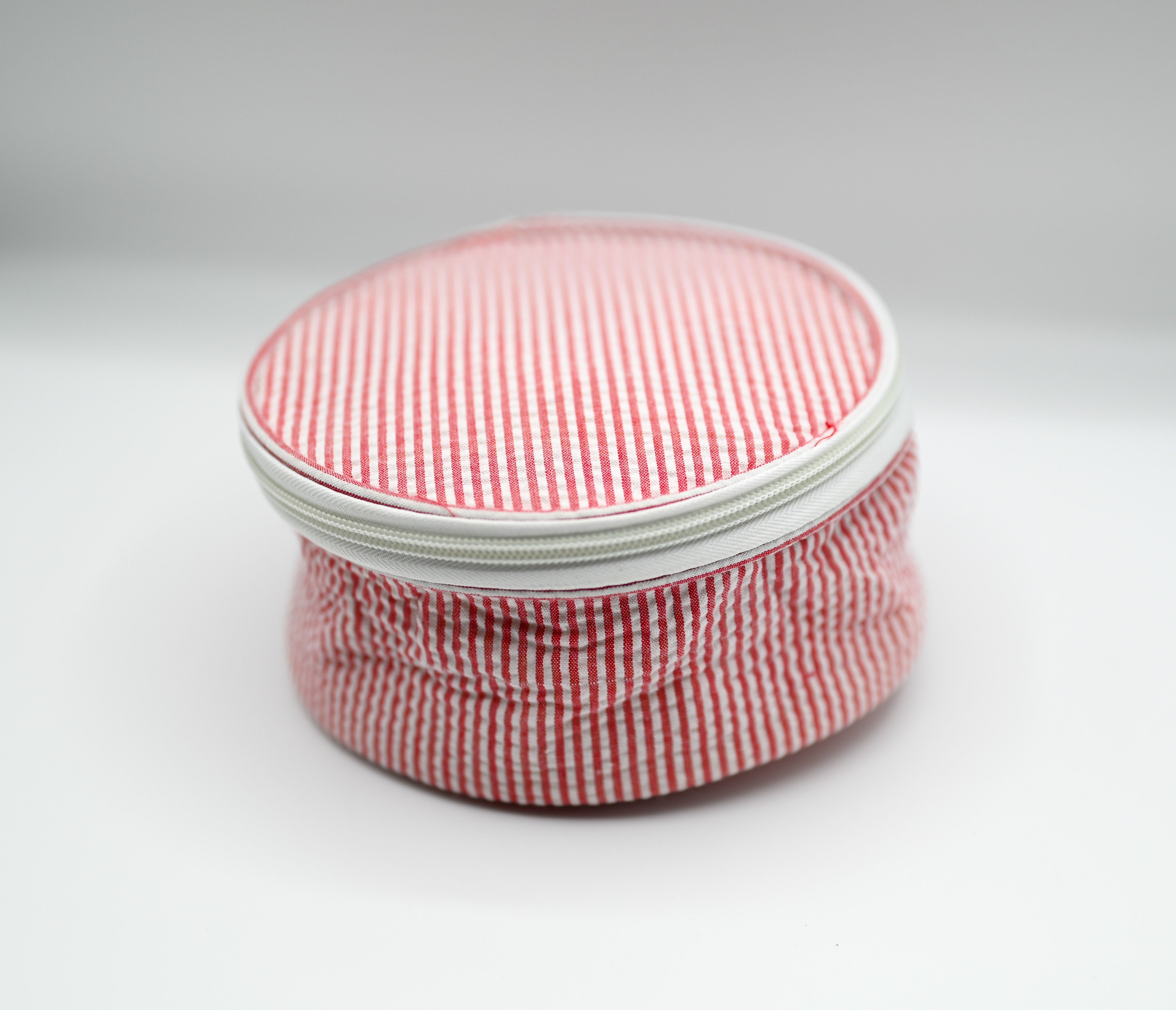 Round Seersucker Button Cosmetic