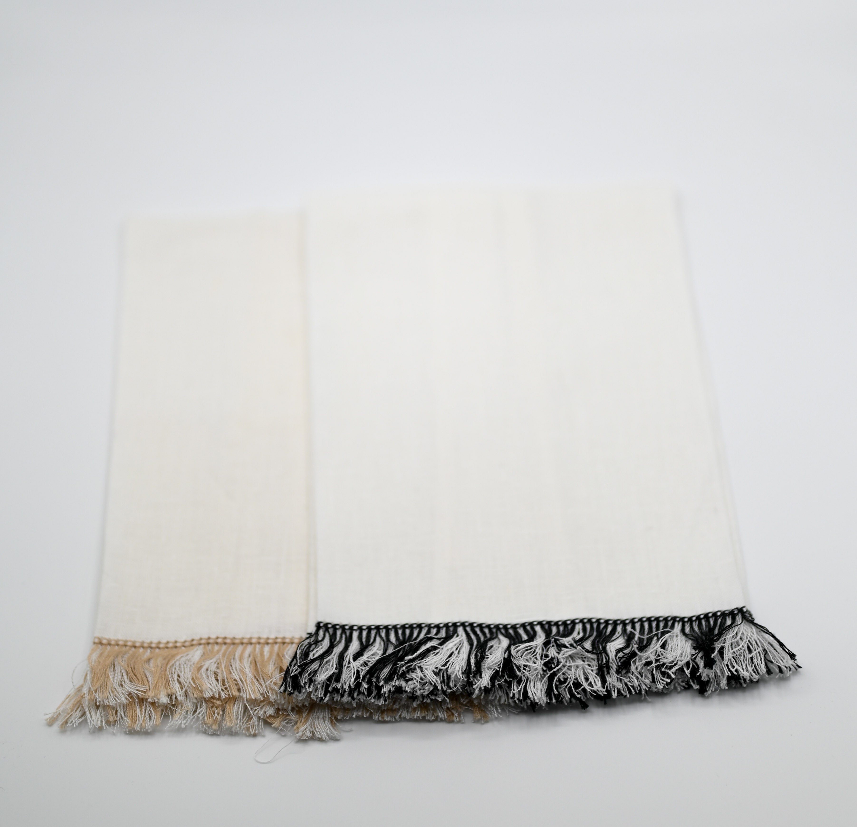 Linen Handtowel with Fringe border