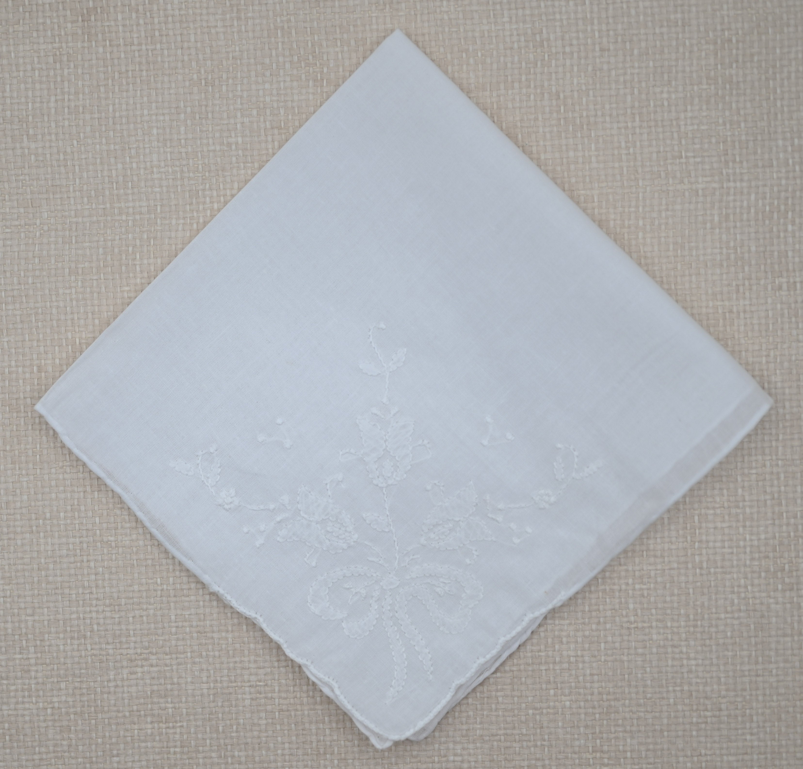 Ladies' Hankies w/ Bouquet w/ Single Flower