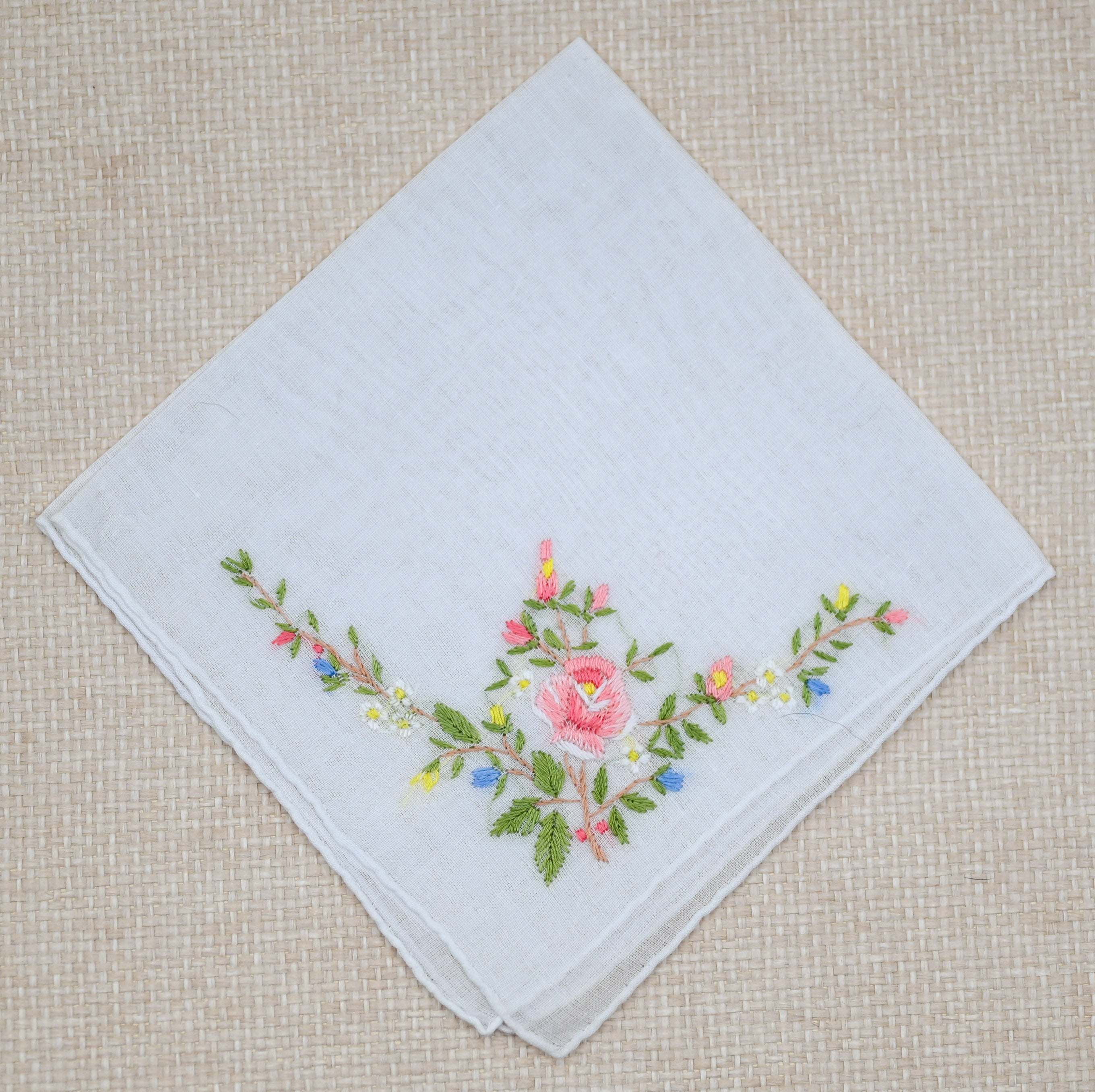 Ladies Hankie w/ Multi-color Flowers