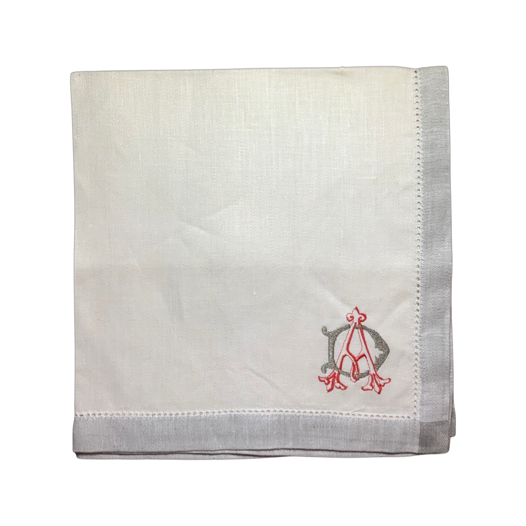 Versais Linen Napkins Platinum/White