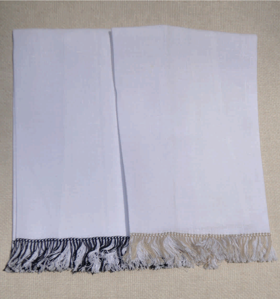 Linen Handtowel with Fringe border