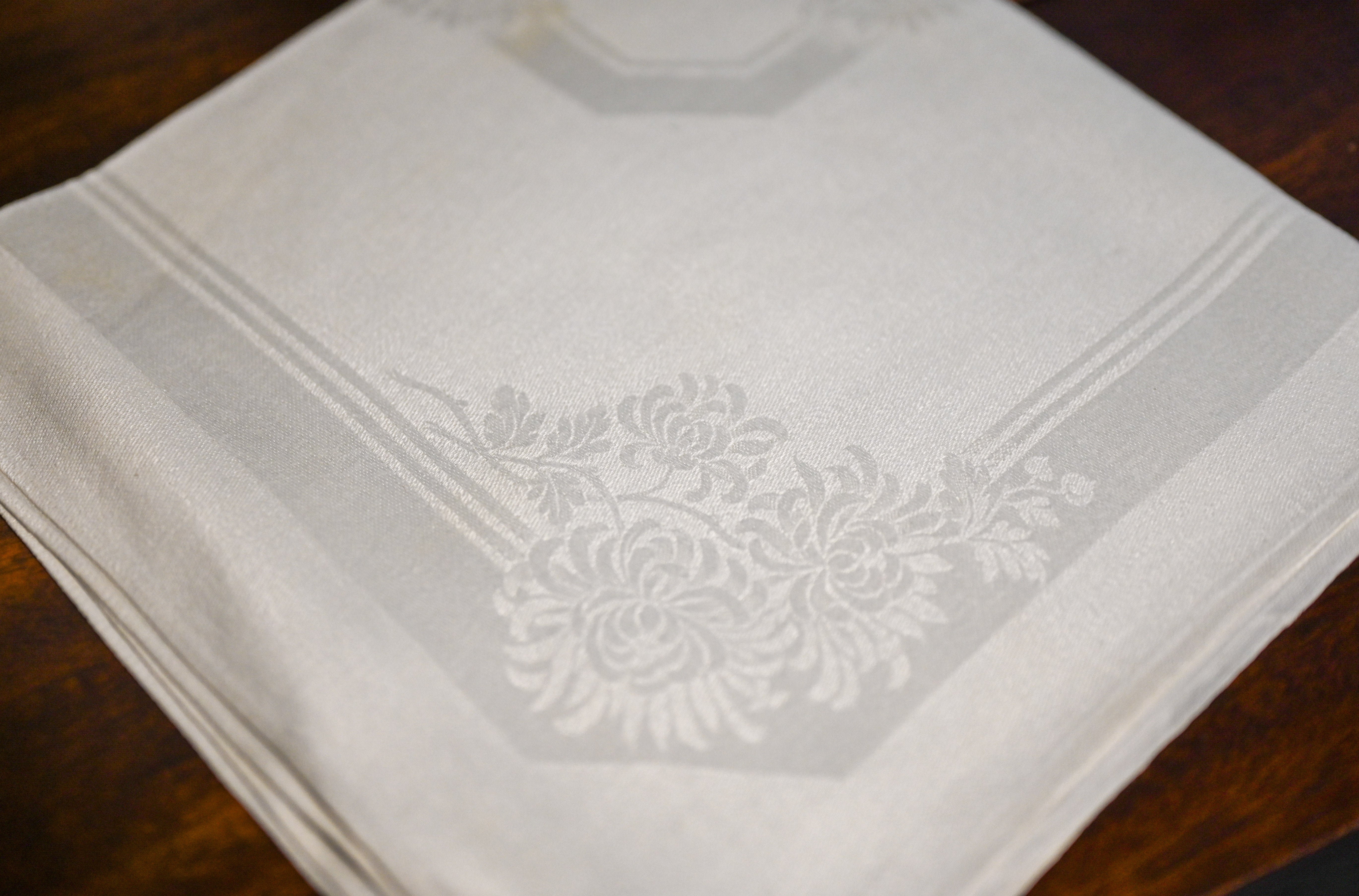 22 X 22 Damask Hemstitch Napkins